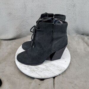 Very Volatile Shoes Womens Size 9 Black Leather Alibi Ankle Boots *Read*